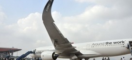 Airbus trình diễn máy bay mới A350 tại Hà Nội