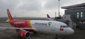 Chiếc Airbus A320 đầu tiên thuộc sở hữu của Vietjet mang biểu tượng Vietcombank.