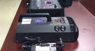 Thiết bị dò tìm hộp đen máy bay.