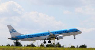 Một máy bay của hãng KLM Royal Dutch Airlines