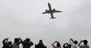 Máy bay dân dụng chở khách thân hẹp C919 trong lần bay thử hồi tháng 5-2017