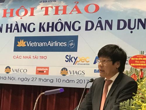 Cục trưởng Cục Hàng không Việt Nam Đinh Việt Thắng phát biểu tại hội thảo An toàn hàng không dân dụng Việt Nam sáng 27.10.