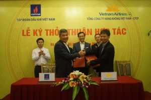 hàng không việt nam hợp tác với tập đoàn dầu khí việt nam