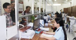 Doanh nghiệp làm thủ tục hải quan tại TPHCM