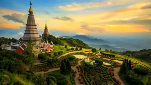 Hiện mới chỉ có đường bay Đồng Hới - Chiang Mai được khai thác thẳng, kết nối Việt Nam với thành phố du lịch nổi tiếng ở phía bắc của Thái Lan. 