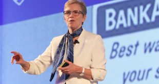 Bà Ellen Richey, Phó chủ tịch, Giám đốc Quản lý rủi ro Visa toàn cầu tại Hội nghị về bảo mật thanh toán thẻ ở Singapore.