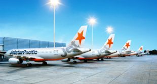 Phí dịch vụ tăng sẽ kéo giá máy bay tăng cao.