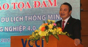 Tổng Thư ký VCCI Nguyễn Quang Vinh phát biểu tại hội thảo