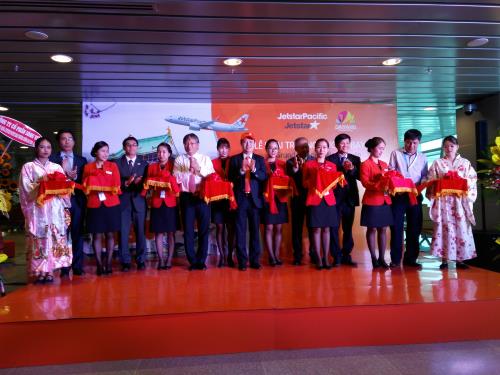 Sự kiện Jetstar Pacific mở đường bay đến Osaka từ 1/9/2017.