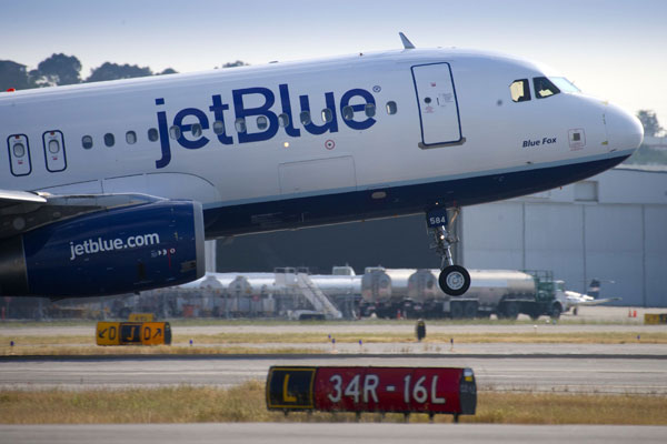 JetBlue mới gia nhập xu hướng vé phổ thông cơ bản của hàng không Mỹ