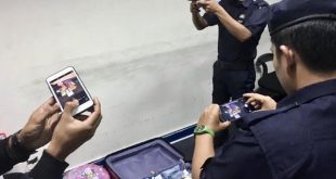 Cảnh sát Malaysia kiểm tra hành lý của 2 hành khách người Việt nói "có bom" ngày 22/11